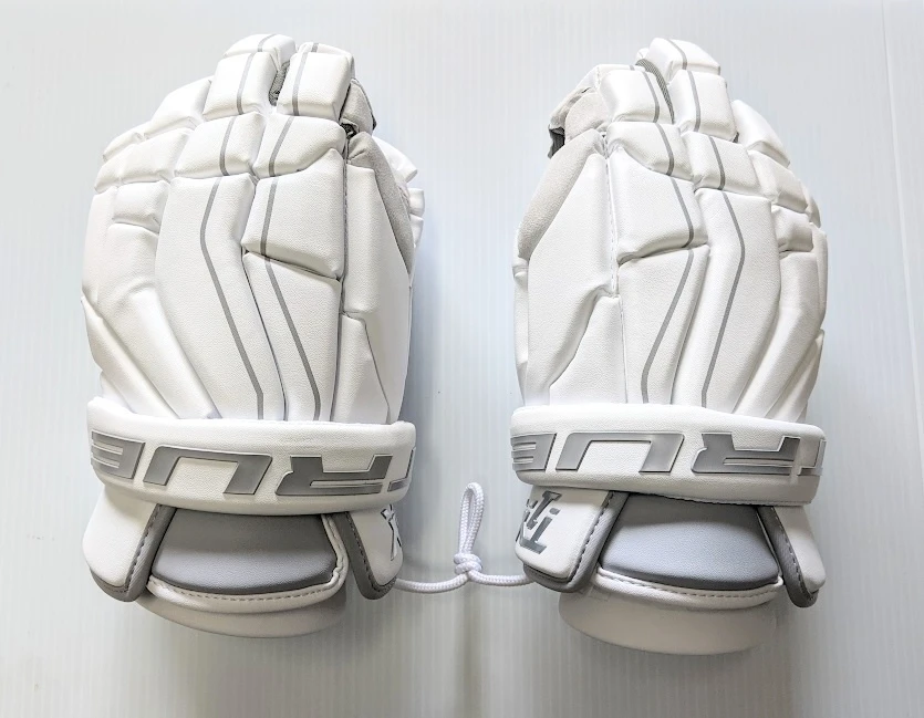 New 🤩 TRUE T1X LACROSSE GLOVES ✨ 1 New 🤩 TRUE T1X LACROSSE GLOVES ✨
