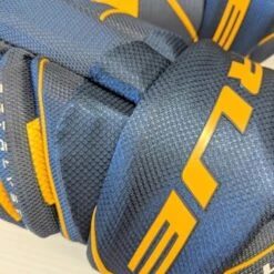 Discount 🌟 2021 TRUE HG CATALYST 7X JR HOCKEY GLOVES ⌛ -Cheap Powers Baseball Store image 1822