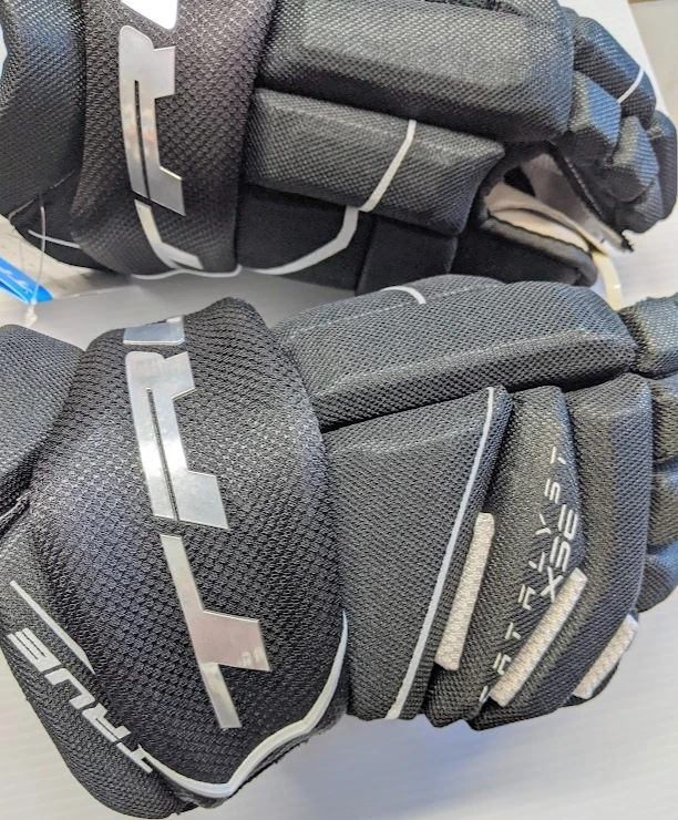 Best Sale π 2021 TRUE HG CATALYST XSE JR HOCKEY GLOVES β¨ 4 Best Sale π 2021 TRUE HG CATALYST XSE JR HOCKEY GLOVES β¨ - Image 4
