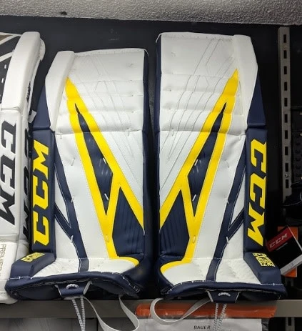 Cheapest ❤️ CCM GP EXTREME FLEX PRO 4 GOALIE PAD WHT/NVY/YLW 34+1.5 ✔️ 2 Cheapest ❤️ CCM GP EXTREME FLEX PRO 4 GOALIE PAD WHT/NVY/YLW 34+1.5 ✔️ - Image 2