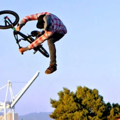 Best Pirce 😍 Odyssey Aitken K-Lyte tire - 20x2.25" - Black 🔔 -Cheap Powers Baseball Store image 9143